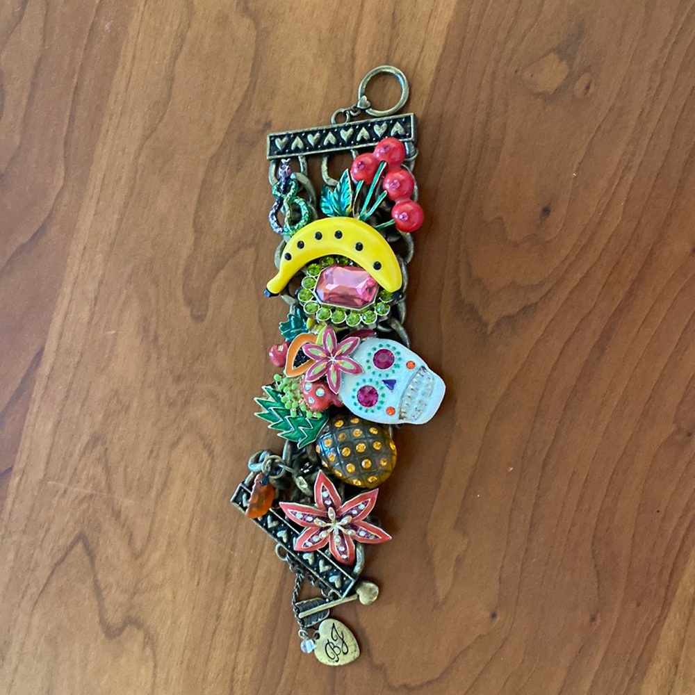 Betsey Johnson jewelry. Bracelet. Only worn once.